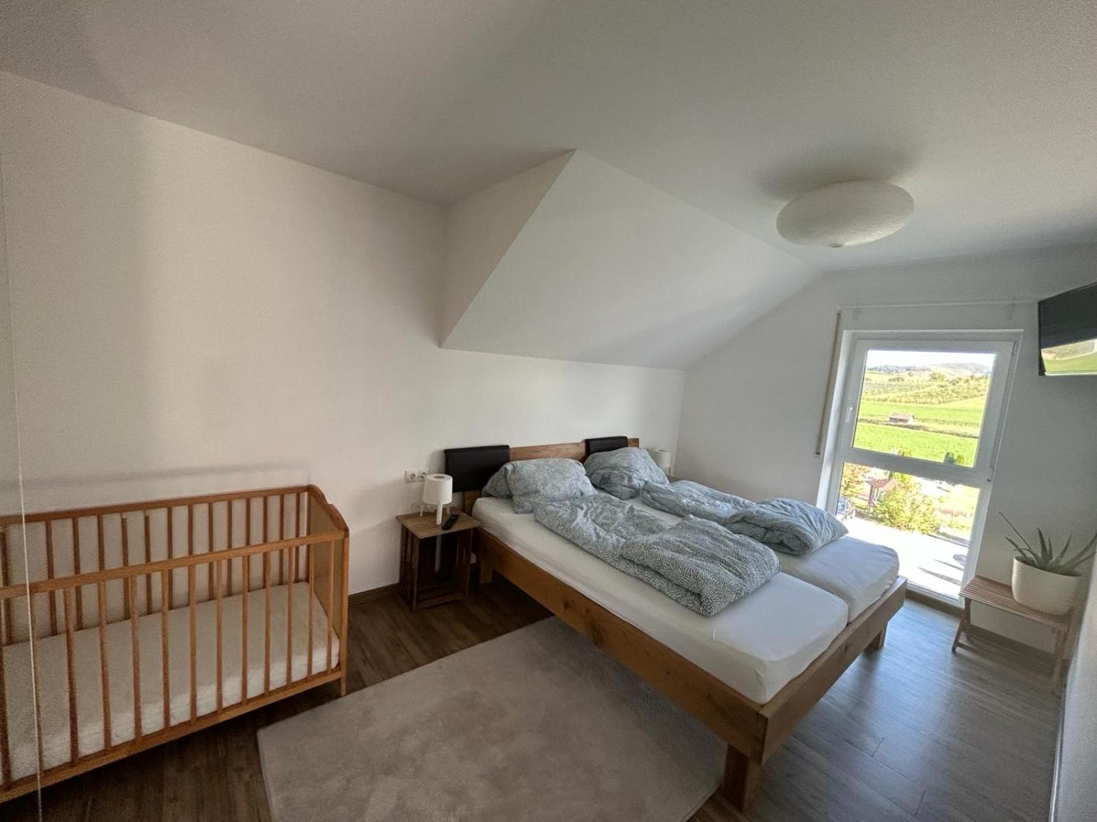 3 Zimmer Neubauwohnung In Der Schwaebischen Toskana Löwenstein Dış mekan fotoğraf