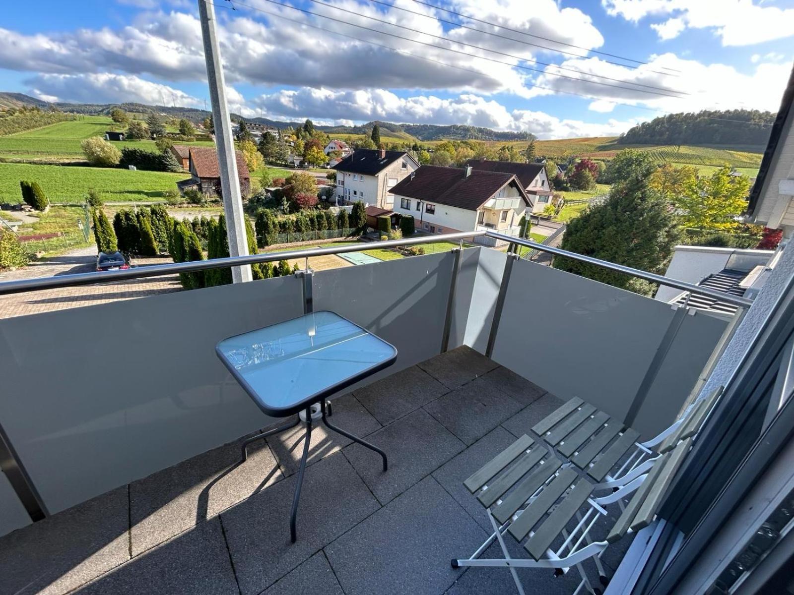 3 Zimmer Neubauwohnung In Der Schwaebischen Toskana Löwenstein Dış mekan fotoğraf